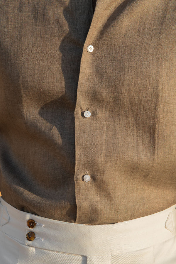 military green linen shirt, Dark Green  Button Down linen summer shirt, Green Button Down linen shirt, Fango Men Button Down Linen shirt,  Button Down Military Green Linen shirt, Chemise en lin vert militaire, Chemise d'été en lin vert foncé à boutons, Chemise en lin vert militaire à boutons, camicia di lino verde militare, camicia estiva di lino Button Down verde scuro, camicia di lino Button Down verde, camicia di lino Button Down Fango Uomo, camicia di lino verde militare Button Down,