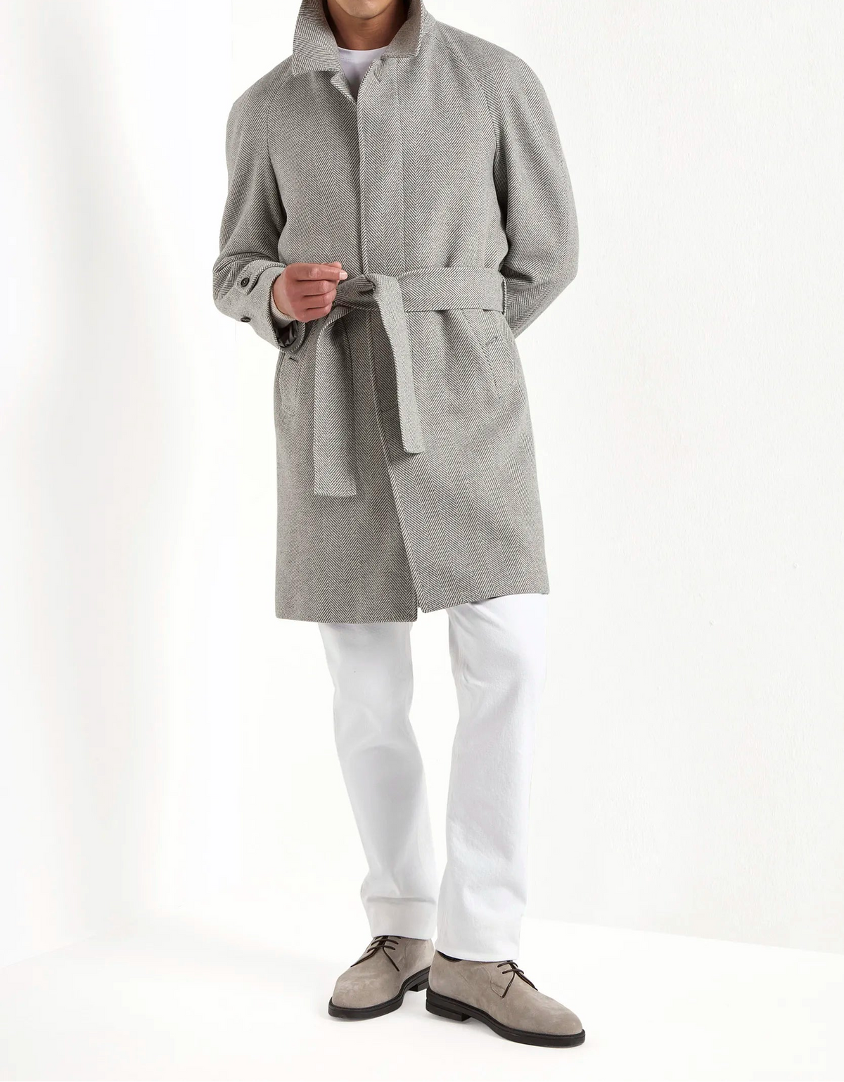 Grey Coat, Italian Wool Coat, Grey Raglan Coat, Italian Herringbone Coat, Wool and Cashmere Coat, Men wool grey coat, Manteau gris, Manteau italien en laine, Manteau gris raglan, Manteau italien à chevrons, Manteau en laine et cachemire, Manteau gris en laine pour homme, Cappotto grigio, cappotto di lana italiano, cappotto raglan grigio, cappotto italiano a spina di pesce, cappotto di lana e cashmere, cappotto di lana grigio da uomo