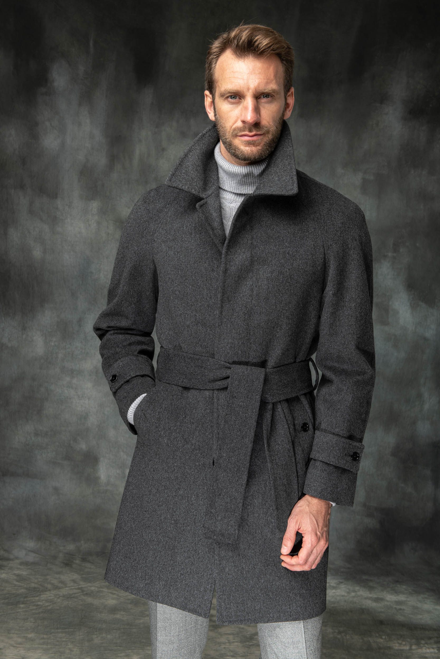 Grey raglan coat in Loro Piana wool | Made in Italy | Pini Parma