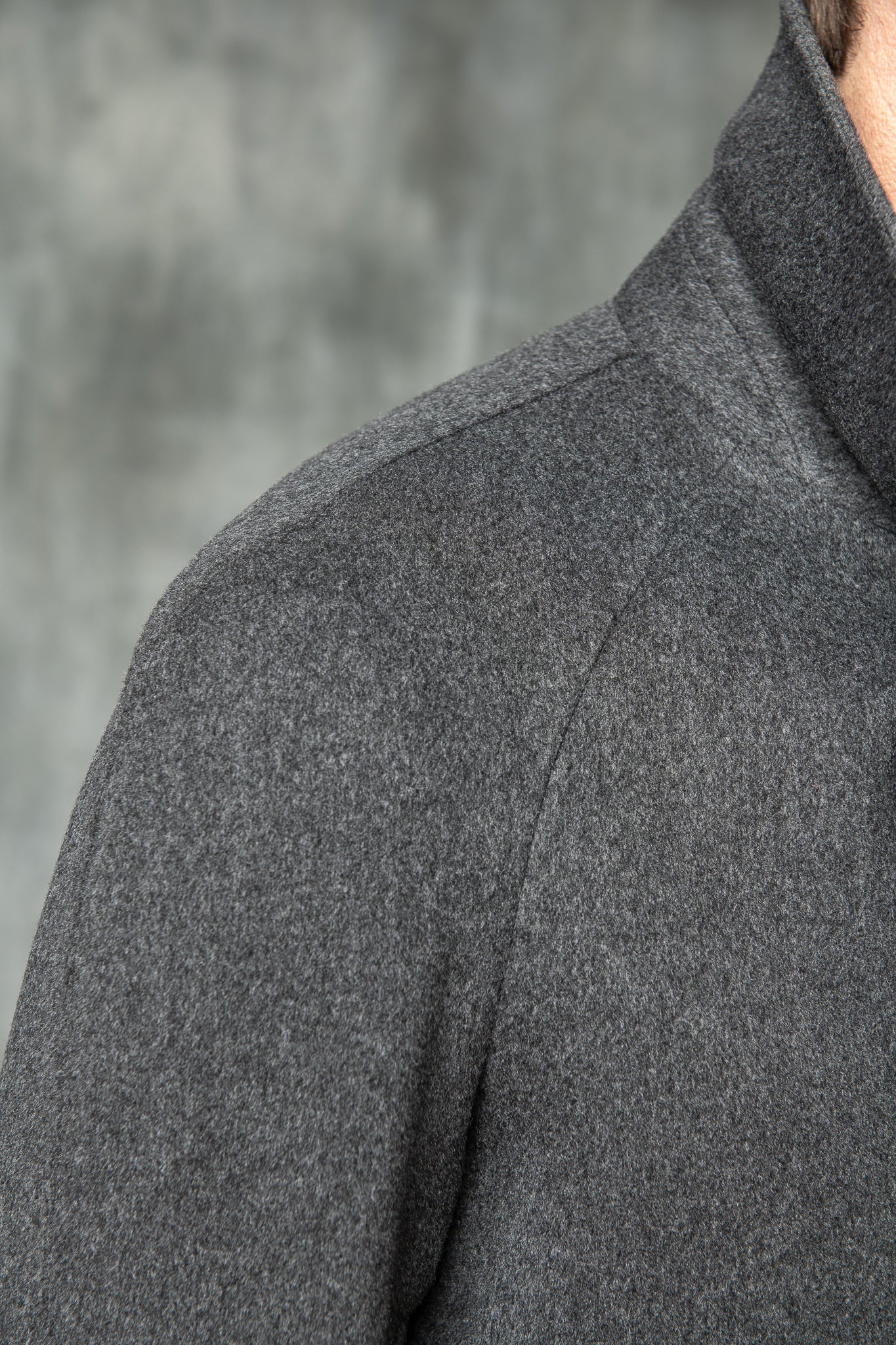 Grey raglan coat in Loro Piana wool – Made in Italy