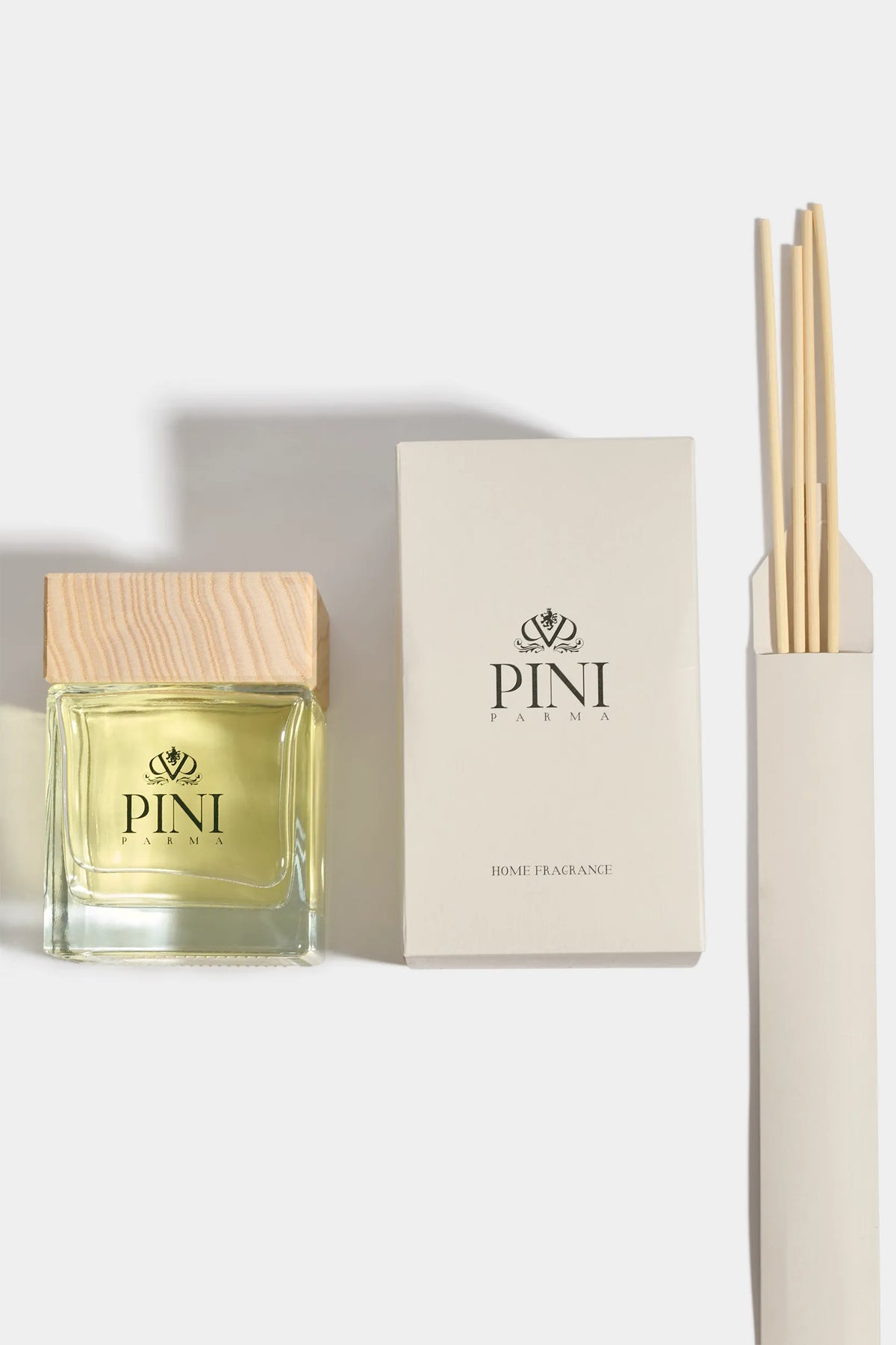 pini parma home fragrance, italian home fragrance, luxury home scent, elegant home fragrance, refined italian fragrance, premium home fragrance, sophisticated room scent, timeless italian fragrance, upscale home fragrance, classic home scent, italian craftsmanship fragrance, premium home diffuser, elegant italian scent, luxury men's home fragrance, refined home perfume, premium italian home scent