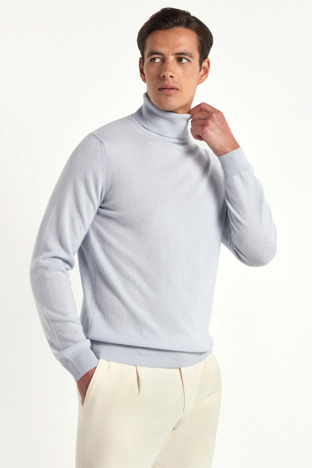 light blue cashmere turtleneck, italian style, made in italy, 100% cashmere turtleneck, luxury cashmere sweater, elegant winter knitwear, refined menswear turtleneck, premium italian sweater, versatile layering turtleneck, fine cashmere knit, tailored cashmere turtleneck, breathable winter sweater, soft cashmere knitwear, upscale cashmere sweater, italian craftsmanship turtleneck, polished winter knit, classic light blue turtleneck, timeless italian sweater, sophisticated cashmere knit, cozy winter cashmere