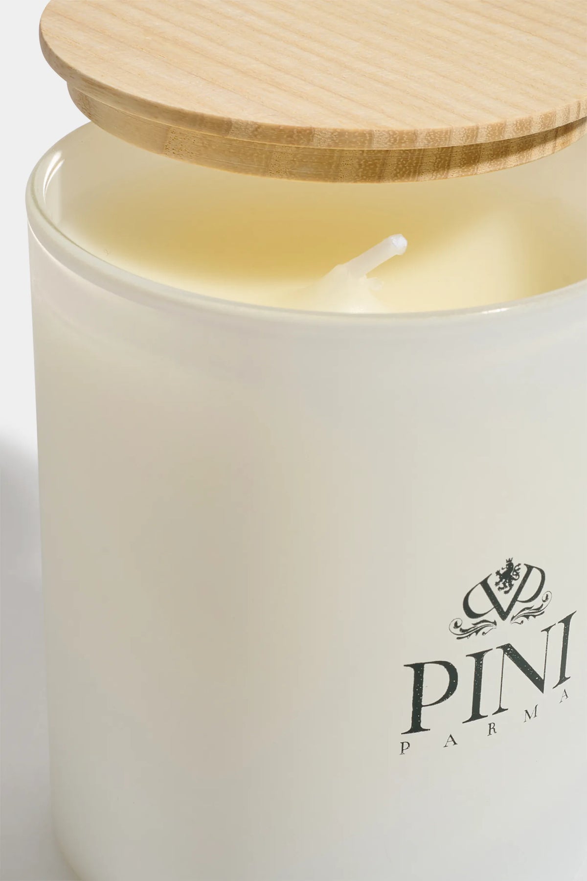pini parma candle, italian luxury candle, men's home candle, elegant scented candle, refined italian candle, premium home fragrance, sophisticated men's candle, timeless italian candle, upscale scented candle, classic home fragrance, italian craftsmanship candle, premium men's home decor, elegant italian candle, luxury home candle, refined pini parma scent, premium italian fragrance