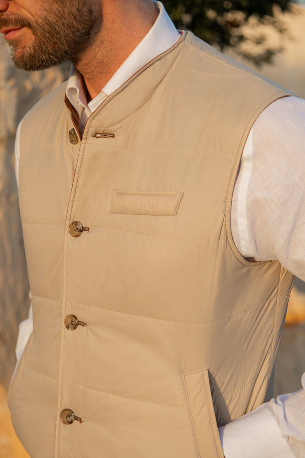 Beige vest, rusty vest, reversible vest, Loro Piana vest, Italian vest, Loro Piana reversible vest, Gilet beige, gilet color ruggine, gilet reversibile, gilet Loro Piana, gilet italiano, gilet reversibile Loro Piana, Gilet beige, gilet de couleur rouille, gilet réversible, gilet Loro Piana, gilet italien, gilet réversible Loro Piana,