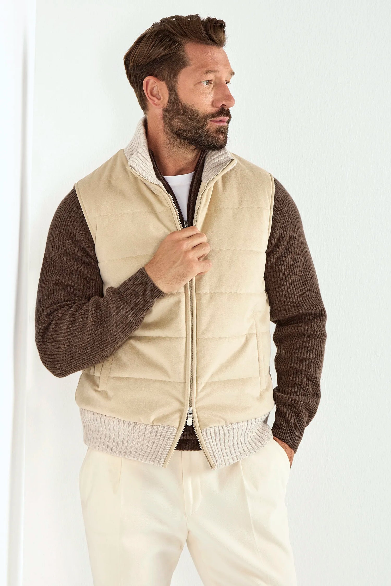 Gilet en alcantara sable - Made in Italy