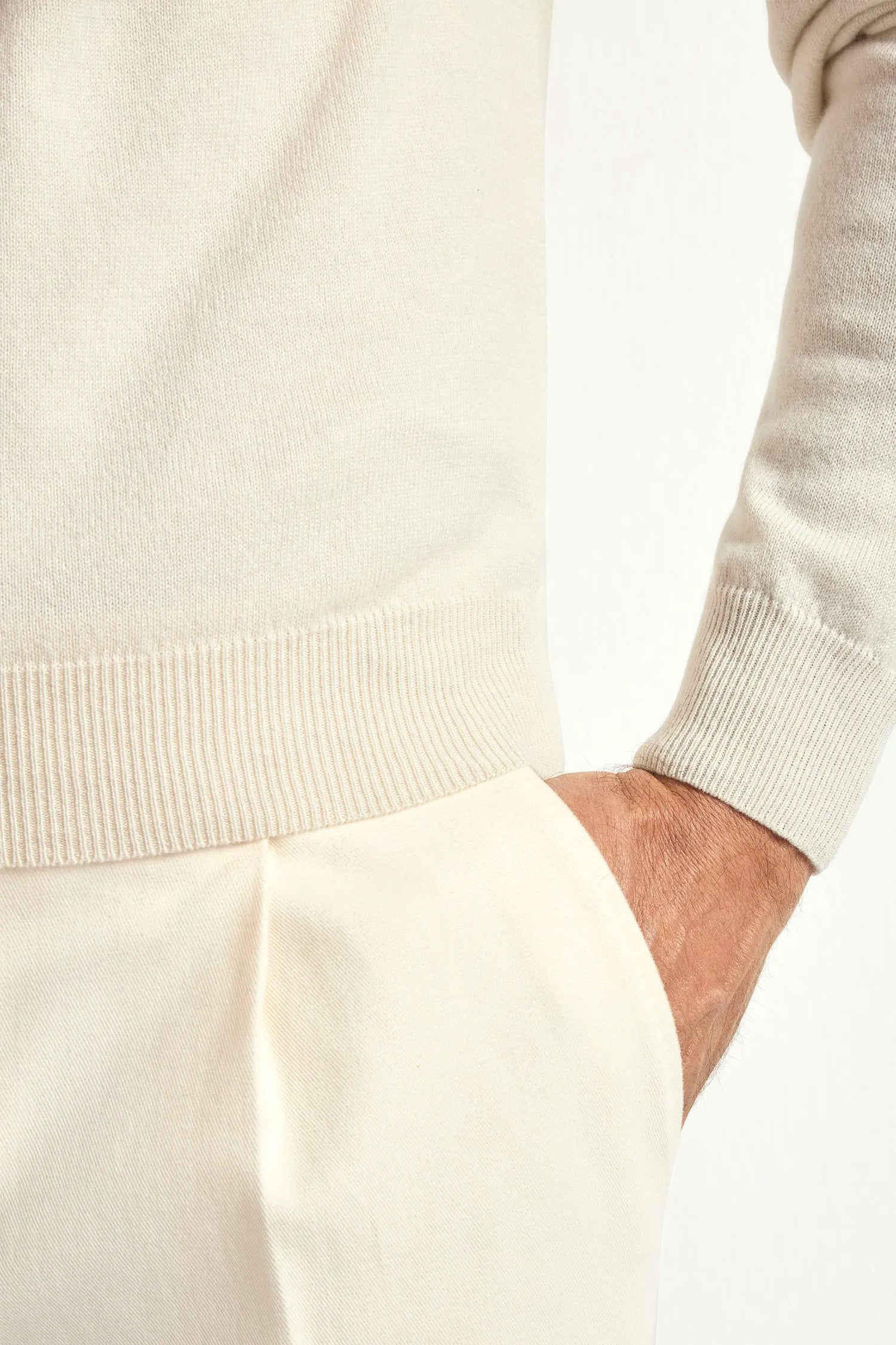 cashmere crewneck, sand cashmere sweater, italian style, made in italy, 100% cashmere sweater, lightweight cashmere knit, luxury knitwear, slim fit cashmere top, ribbed cashmere sweater, elegant menswear knit, premium italian sweater, versatile layering piece, fine cashmere knit, classic crewneck sweater, breathable cashmere top, minimalist cashmere sweater, soft cashmere knitwear, timeless italian knit, sophisticated menswear sweater, everyday luxury knit