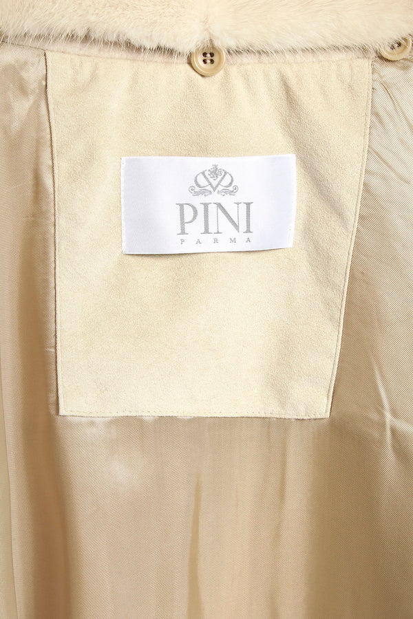 beige bomber jacket, men wool bomber, italian wool bomber, beige wool bomber, loro piana wool bomber, loro piana bomber jacket, mink collar bomber jacket, removable mink collar bomber, luxury loro piana bomber, elegant men's loro piana bomber, refined loro piana wool bomber, tailored beige loro piana bomber, premium italian loro piana bomber, sophisticated loro piana bomber jacket, timeless italian loro piana bomber, upscale men's loro piana bomber, italian craftsmanship loro piana bomber
