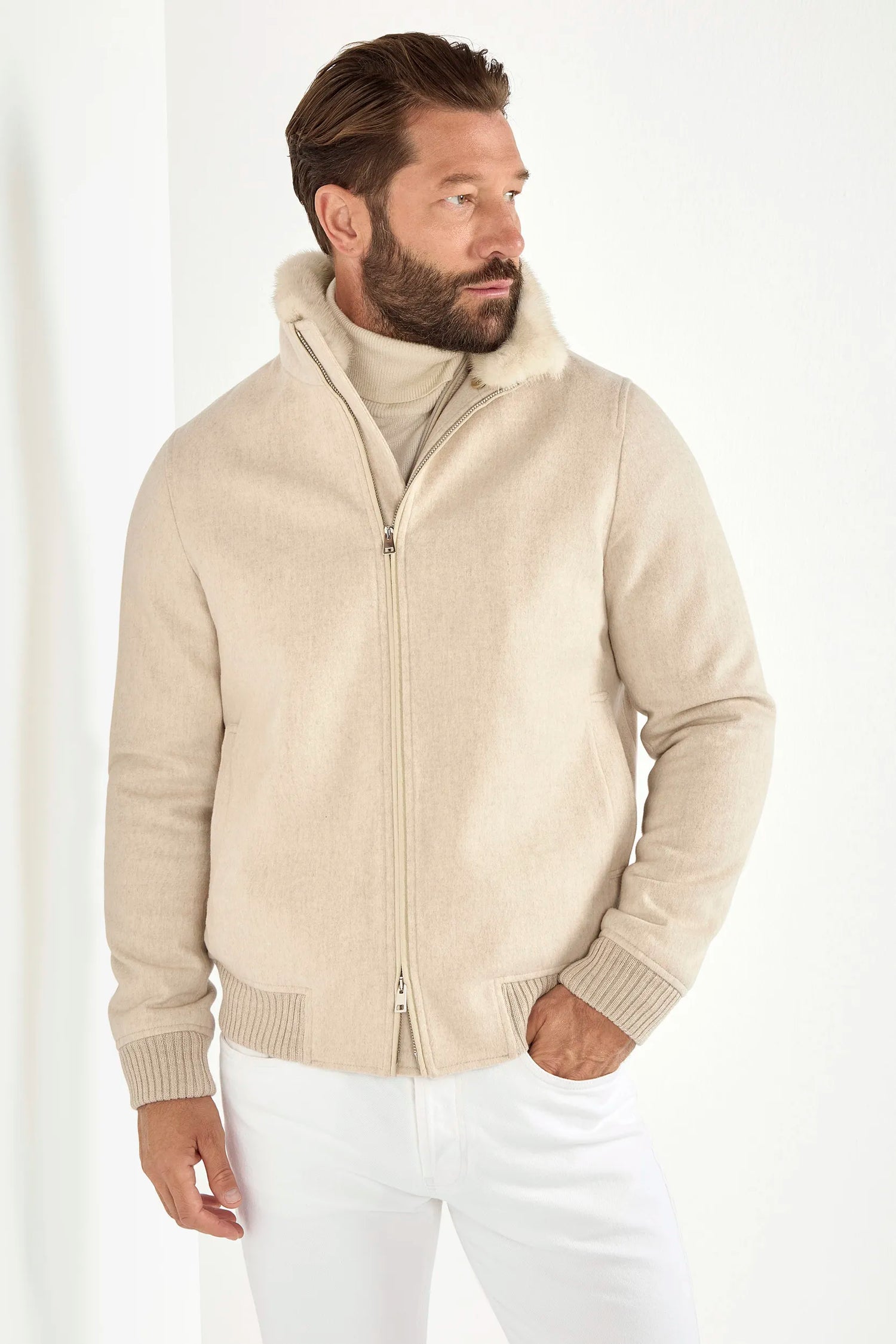 Bomber color sabbia con collo in visone - Made in Italy