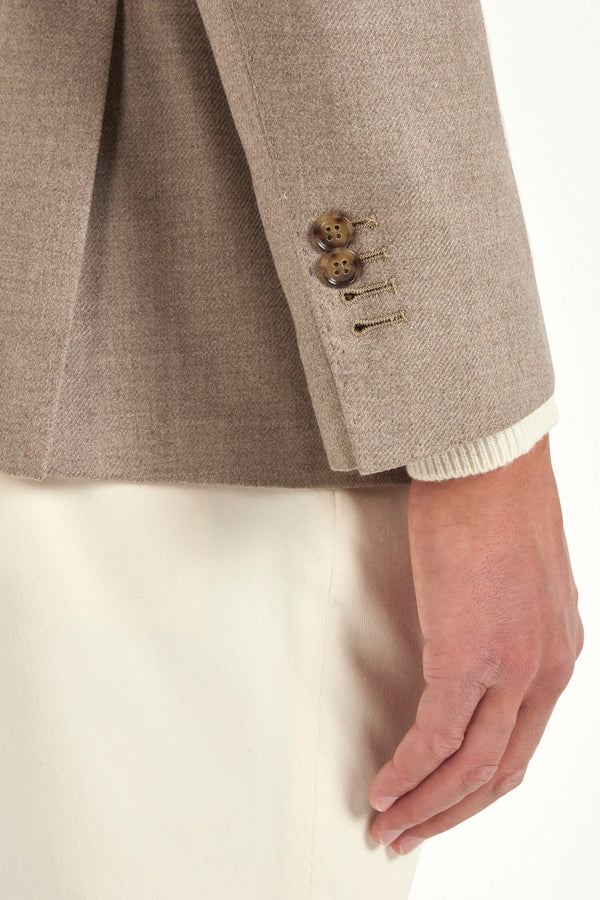 Wool and Cashmere Jacket, Italian wool and cashmere jacket, Loro Piana Wool Jacket, Loro Piana cashmere jacket, taupe Loro Piana Jacket, Giacca in lana e cashmere, giacca in lana e cashmere taupe, giacca in lana Loro Piana, giacca in cashmere Loro Piana, giacca Loro Piana taupe, Veste en laine et cachemire, veste italienne en laine et cachemire, veste taupe en laine Loro Piana, veste en cachemire Loro Piana, veste beige Loro Piana
