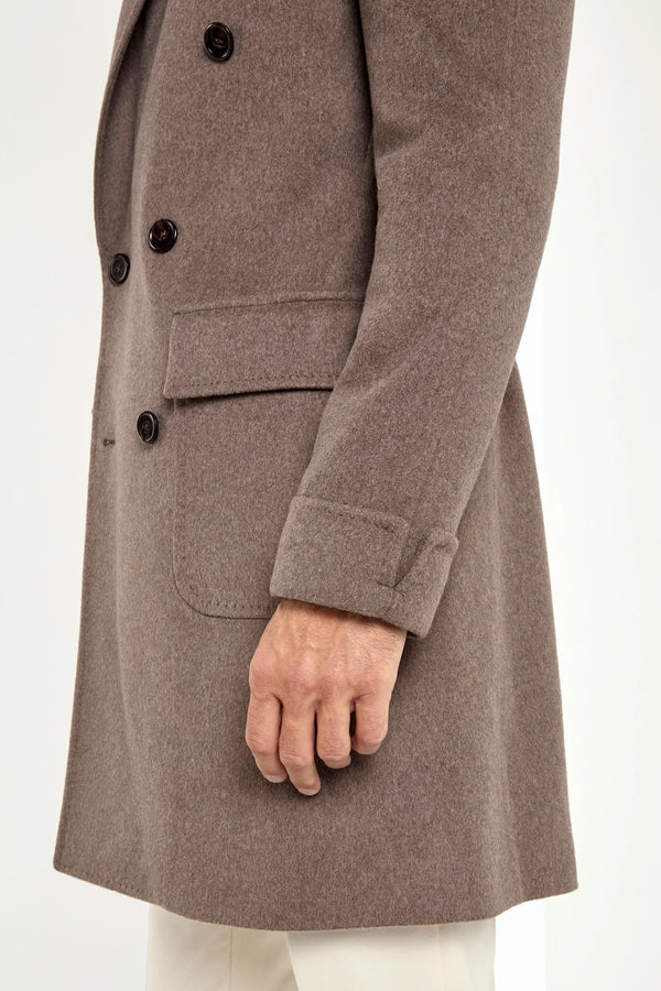 Taupe coat, men’s wool coat, Italian wool coat, brown wool coat, Loro Piana wool coat, Loro Piana coat, cappotto taupe, cappotto in lana da uomo, cappotto in lana italiana, cappotto in lana brown, cappotto Loro Piana, manteau taupe, manteau de laine pour homme, manteau de laine italien, manteau de laine marron, manteau de laine Loro Piana Capolavoro
