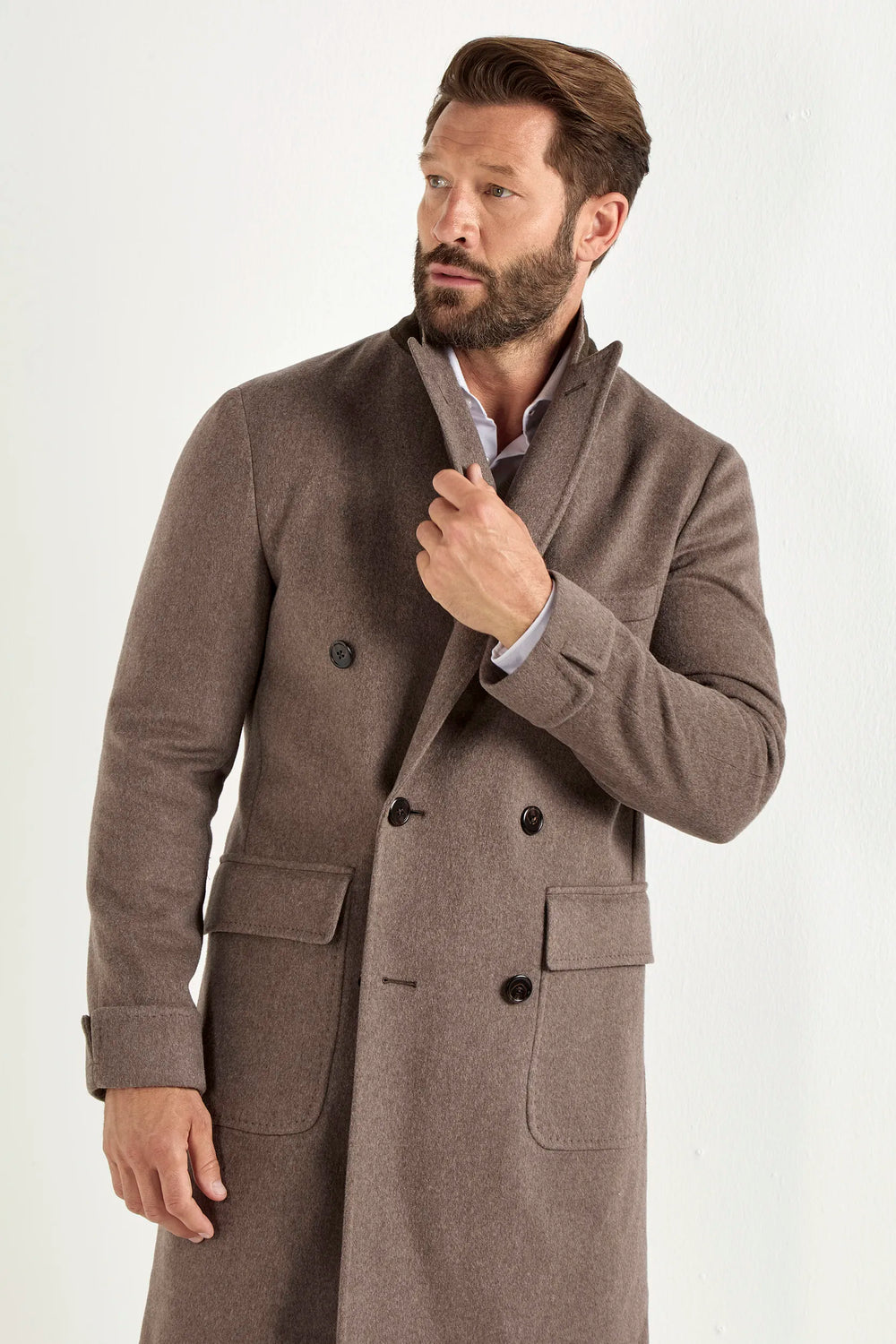 Taupe coat, men’s wool coat, Italian wool coat, brown wool coat, Loro Piana wool coat, Loro Piana coat, cappotto taupe, cappotto in lana da uomo, cappotto in lana italiana, cappotto in lana brown, cappotto Loro Piana, manteau taupe, manteau de laine pour homme, manteau de laine italien, manteau de laine marron, manteau de laine Loro Piana Capolavoro