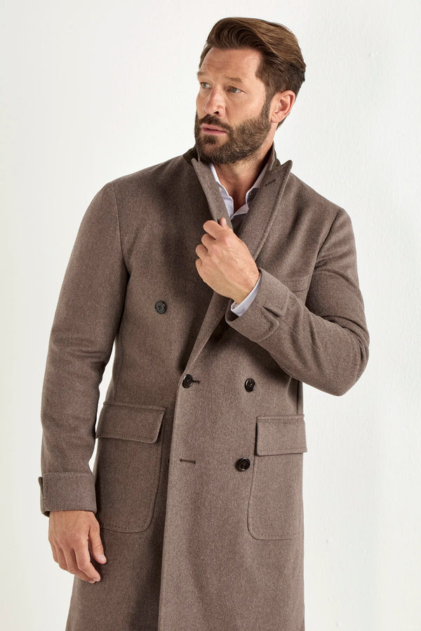 Taupe coat, men’s wool coat, Italian wool coat, brown wool coat, Loro Piana wool coat, Loro Piana coat, cappotto taupe, cappotto in lana da uomo, cappotto in lana italiana, cappotto in lana brown, cappotto Loro Piana, manteau taupe, manteau de laine pour homme, manteau de laine italien, manteau de laine marron, manteau de laine Loro Piana Capolavoro