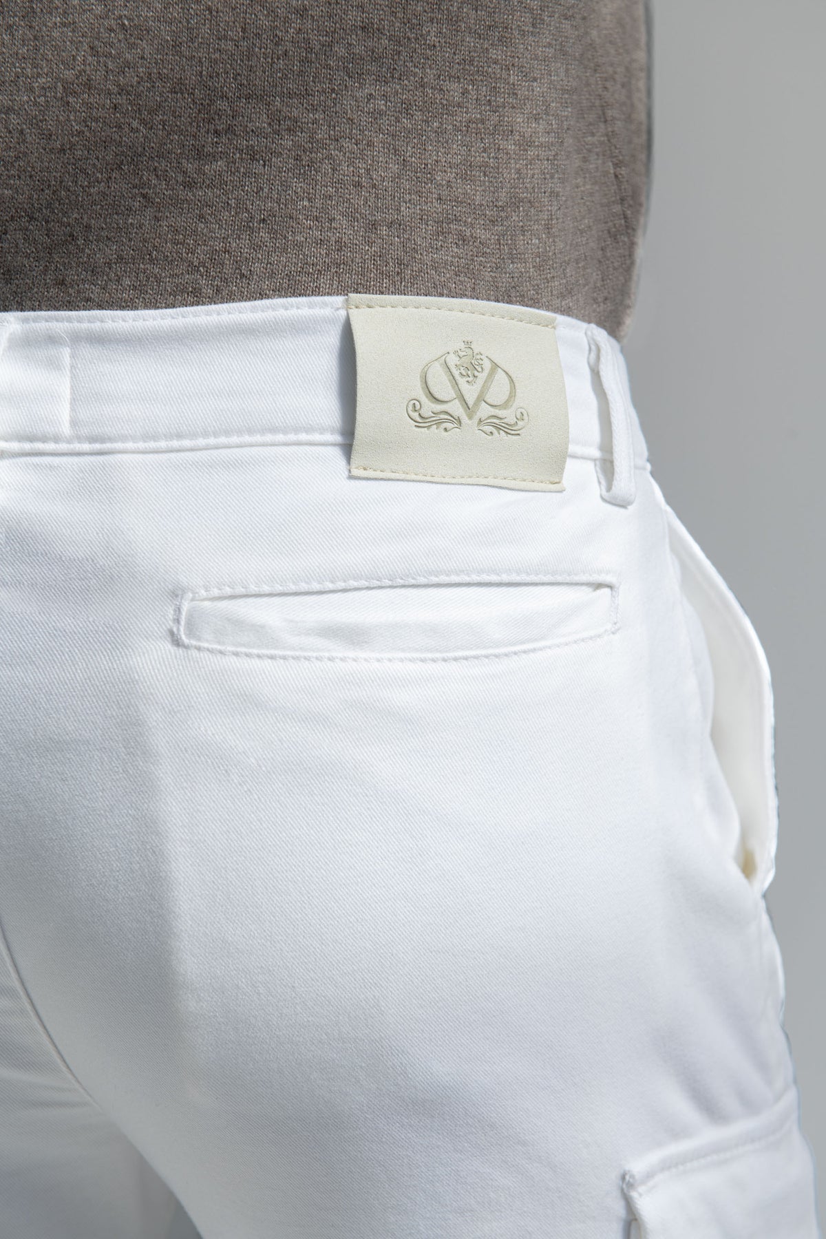 Cargo Off-white in tela stretch - Made in Italy