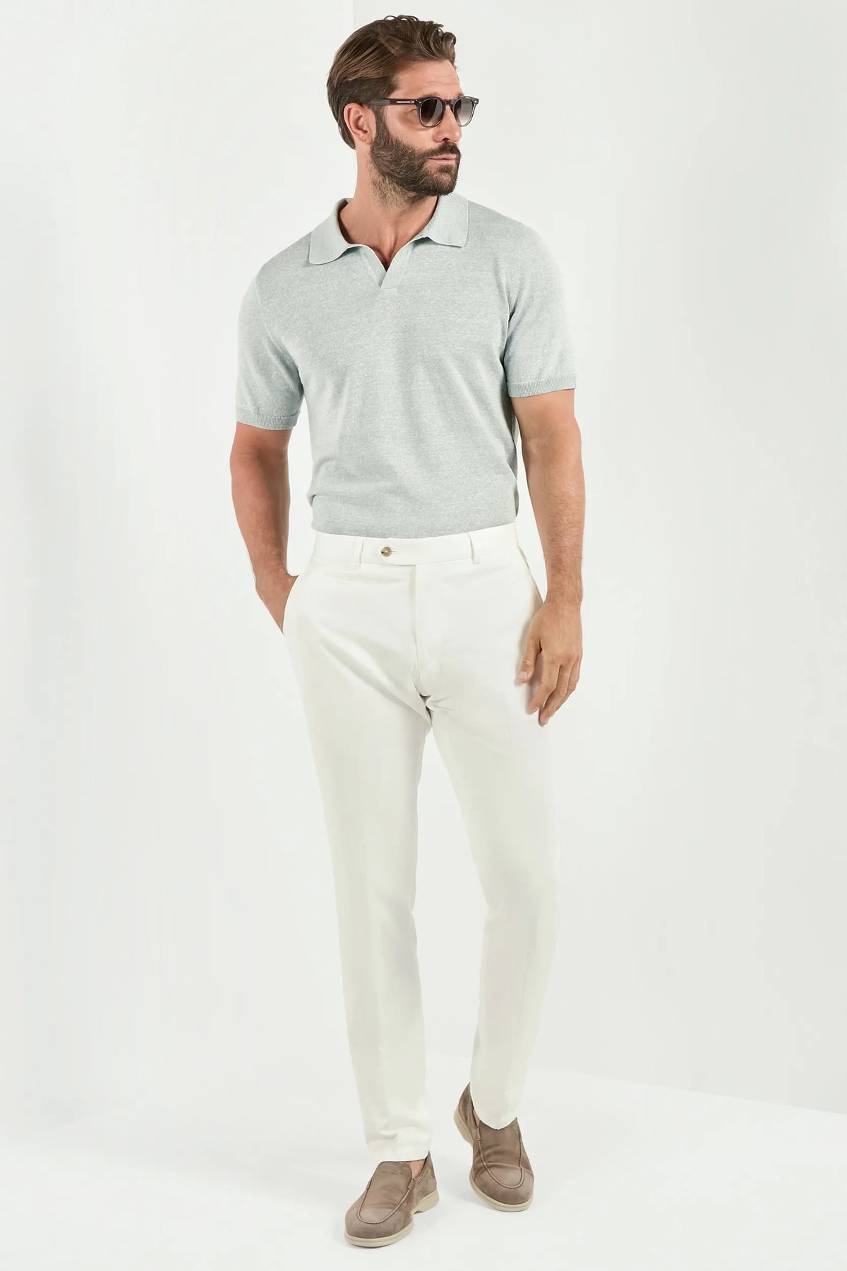 white garda trousers, men's white trousers, italian summer trousers, white cotton linen trousers, luxury men's trousers, elegant men's pants, refined white trousers, tailored summer trousers, premium italian trousers, sophisticated men's trousers, timeless italian pants, upscale men's white trousers, classic cotton linen trousers, italian craftsmanship trousers, premium men's summer trousers, refined italian trousers