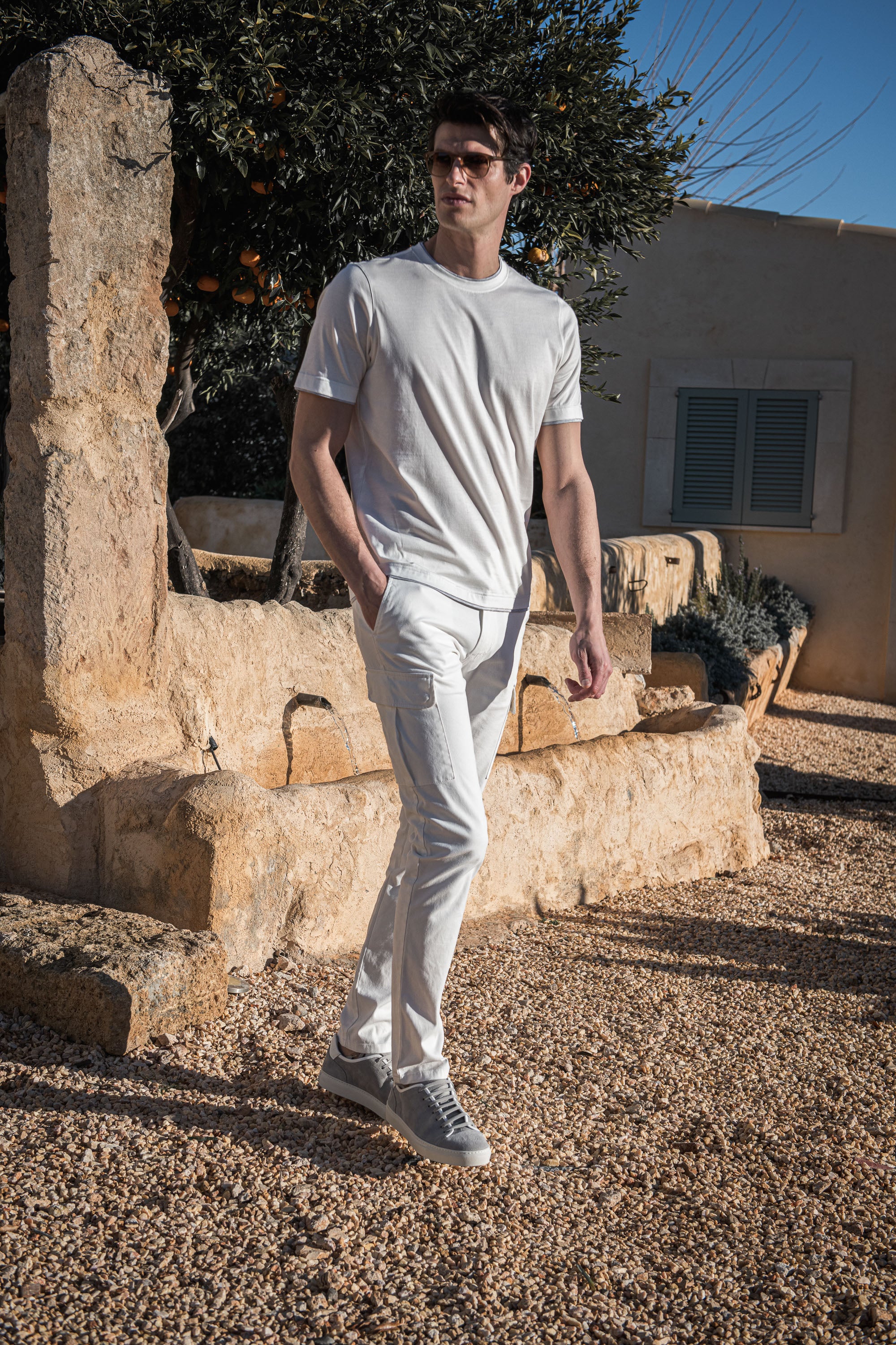 White cotton t-shirt with collar detail - Made in Italy