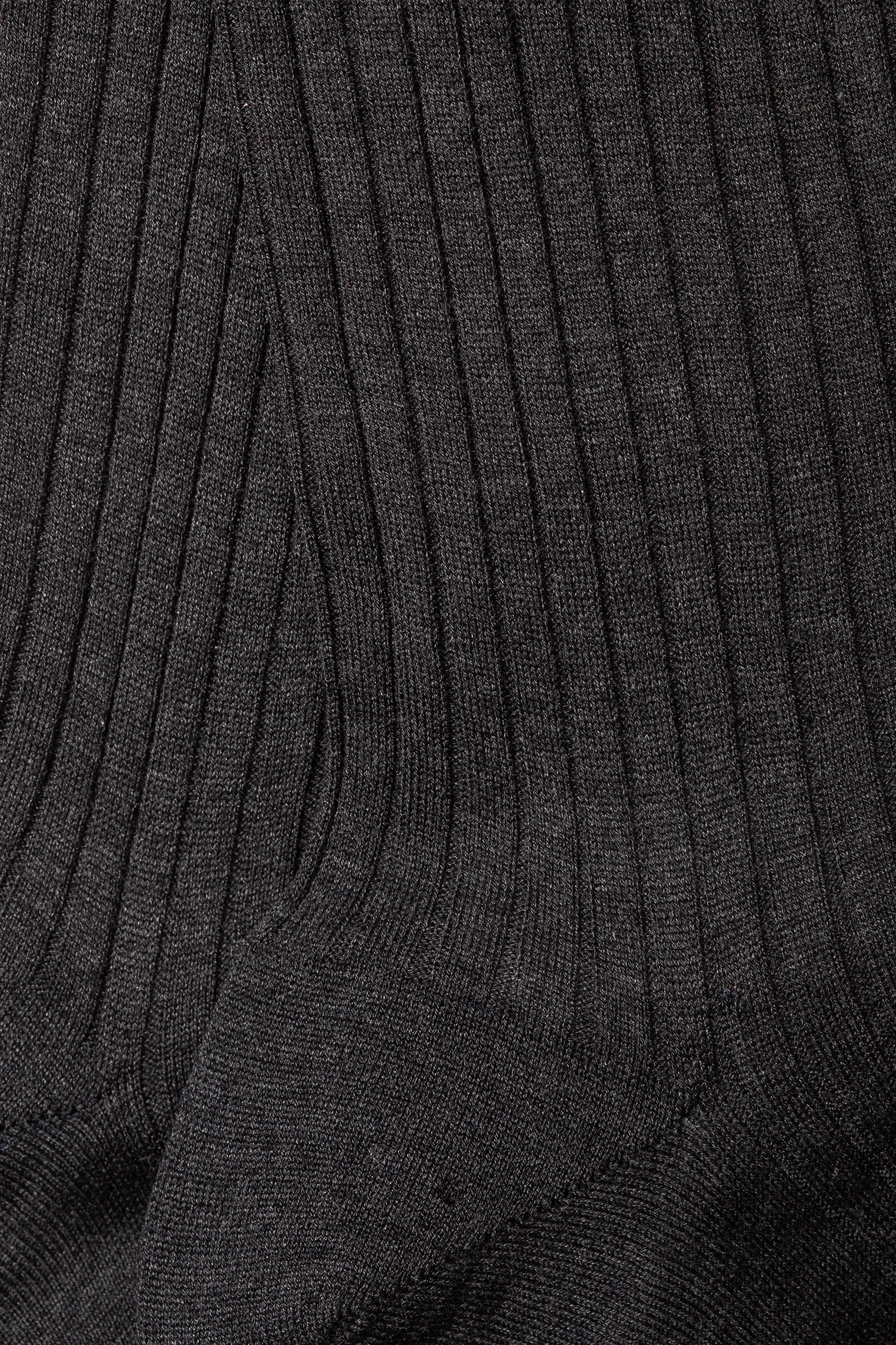 grey socks, grey socks merino wool, chaussette gris, chaussettes gris  laine mérinos, calze grigie, calze grigie lana merino