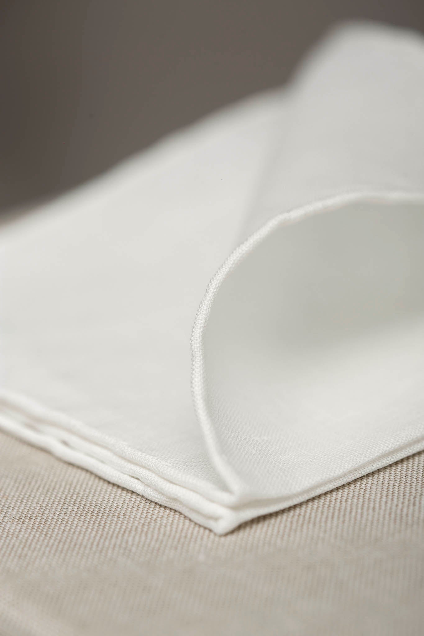 WHITE LINEN POCKET SQUARE - Made in Italy