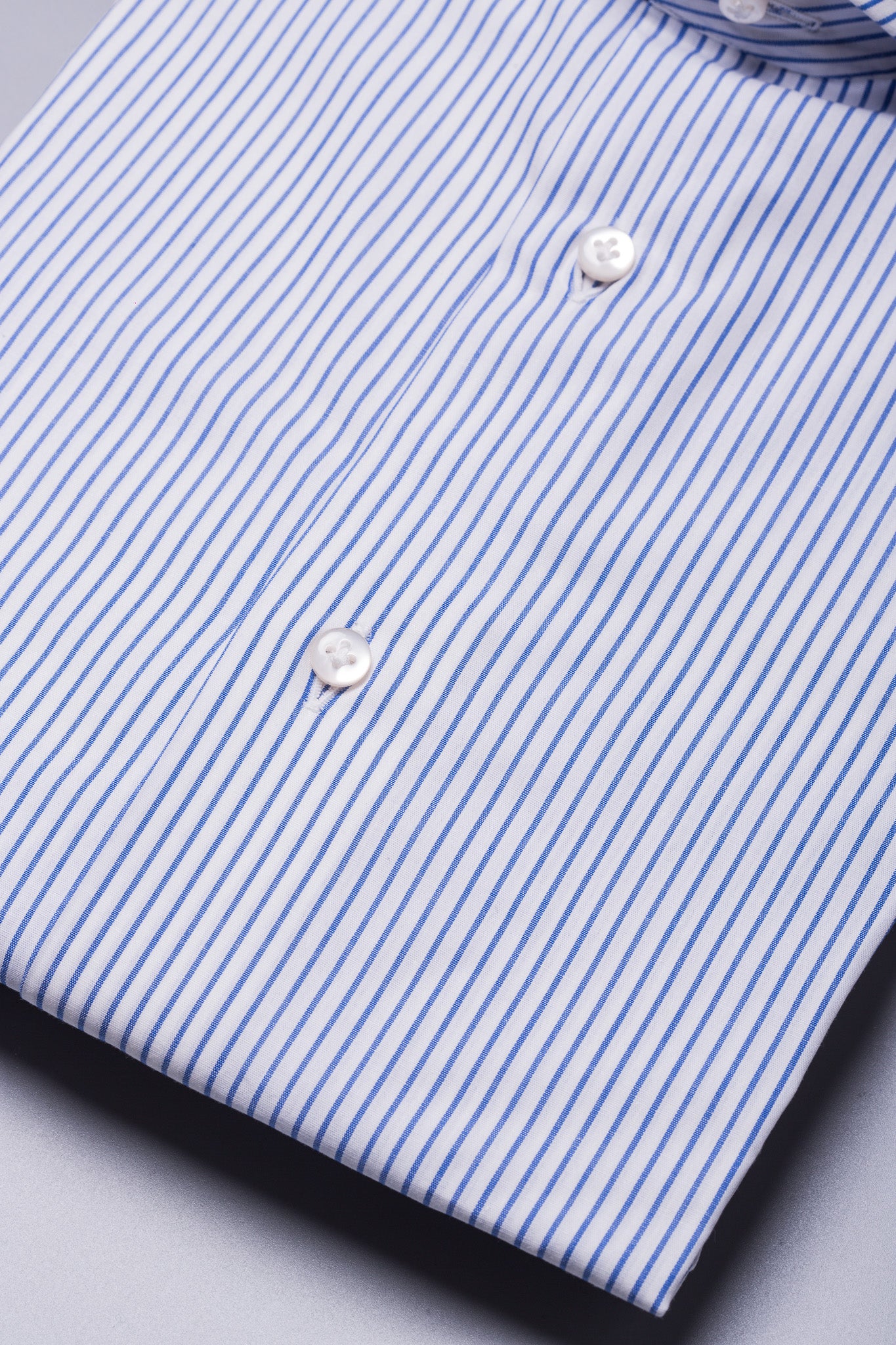 Camicia in cotone, camicia classica, cotone italiano, stile italiano, camicia made in italy,, Chemise en coton, chemise classique, coton italien, style italien, chemise fabriquée en Italie,, Cotton shirt, classic italian shirt, Italian cotton, Italian style, shirt made in italy,