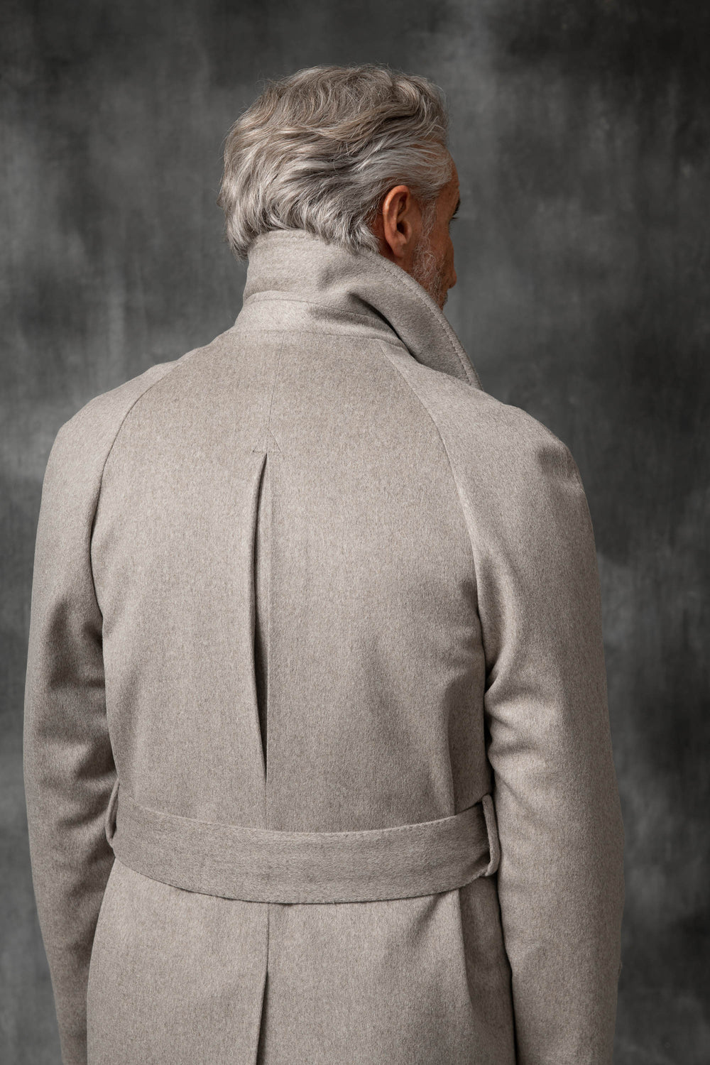 BEIGE RAGLAN COAT – Made in Italy