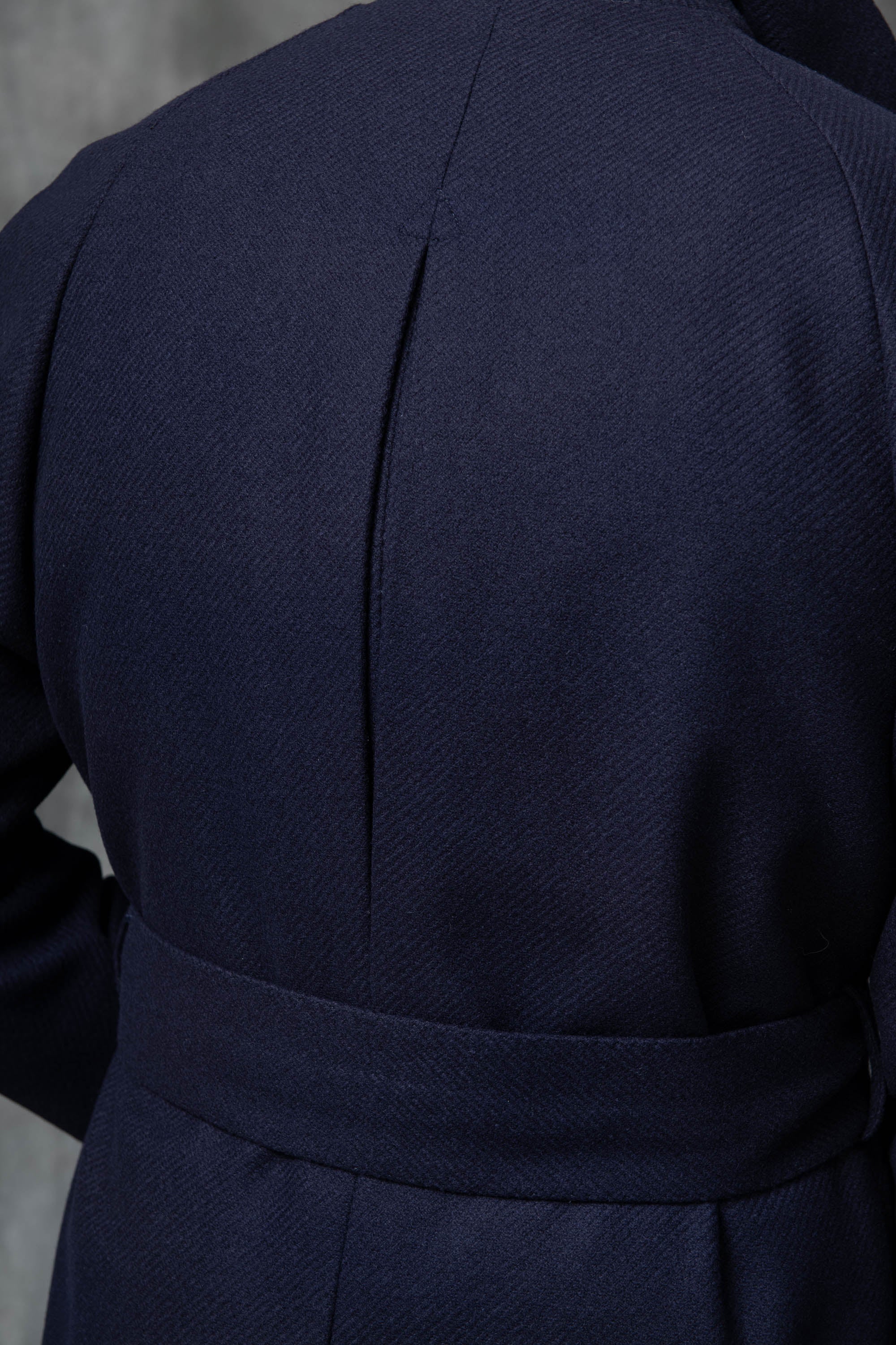 Cappotto Raglan blu in lana Loro Piana – Made in Italy