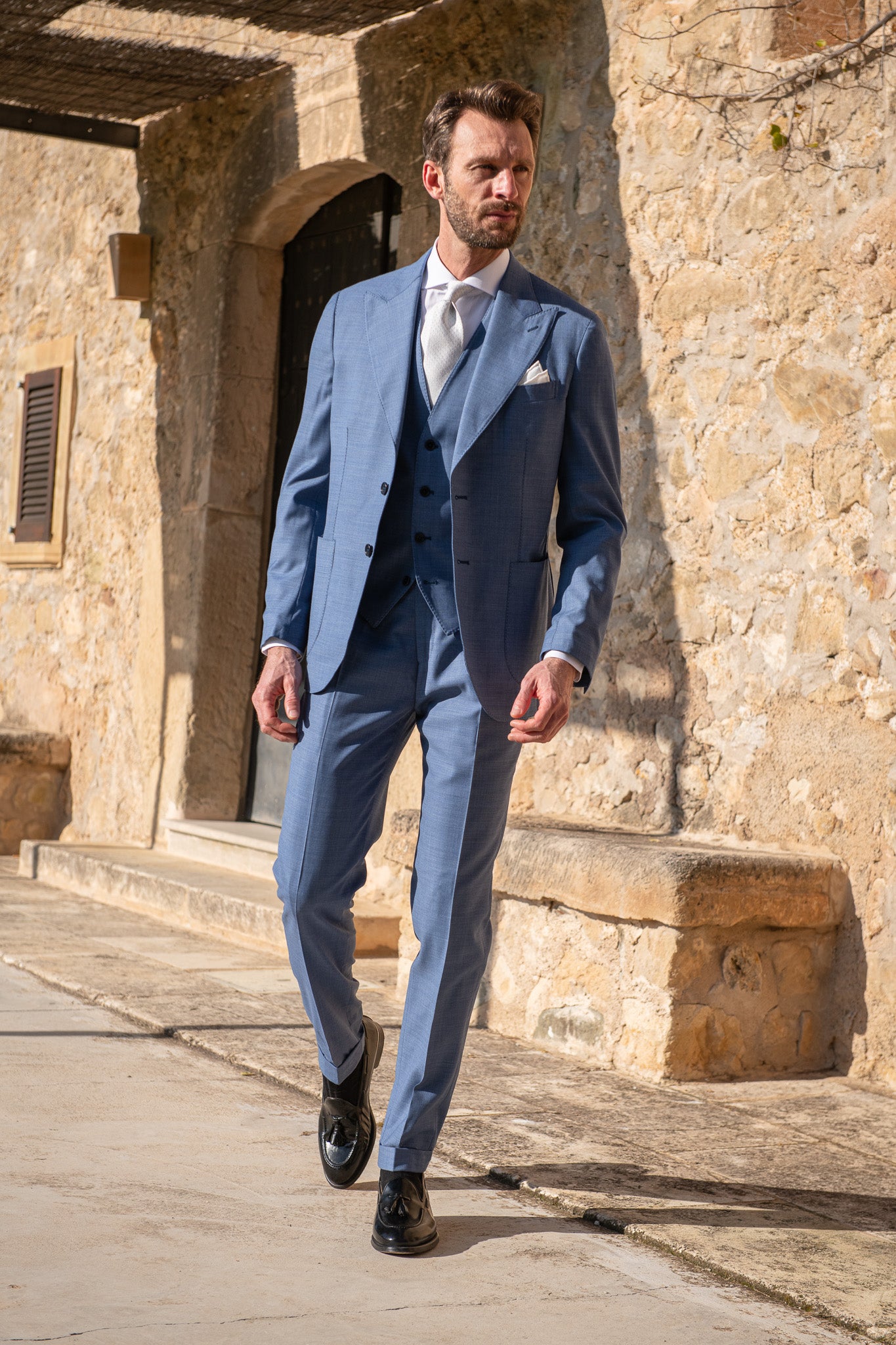 The 12 Best Travel Suits for Men of 2024