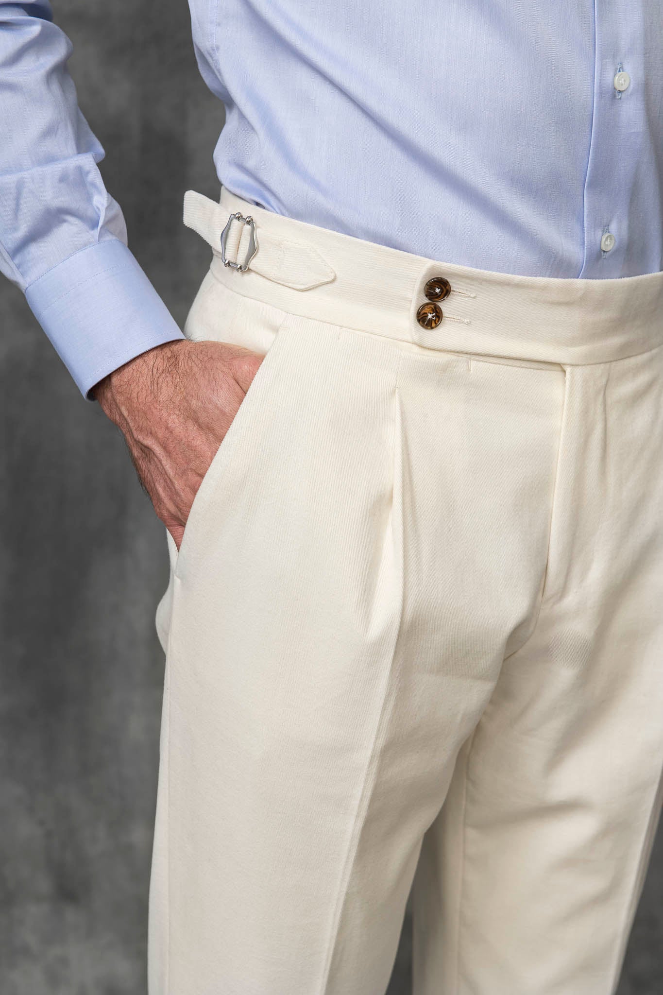 white gurkha cotton trousers, pantalon blanc gurkha