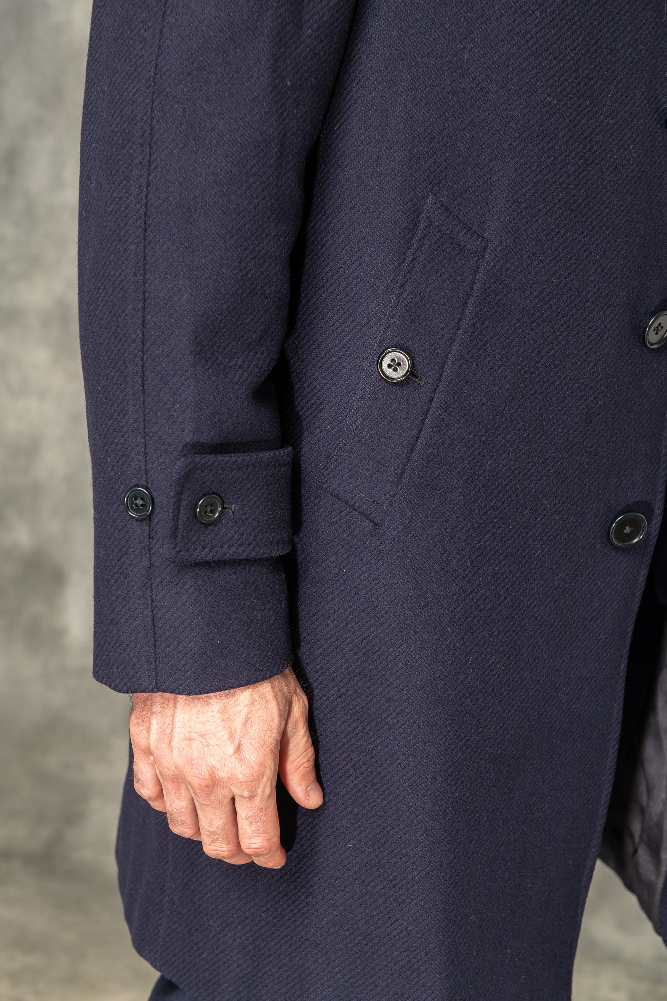 Cappotto Raglan blu in lana Loro Piana – Made in Italy