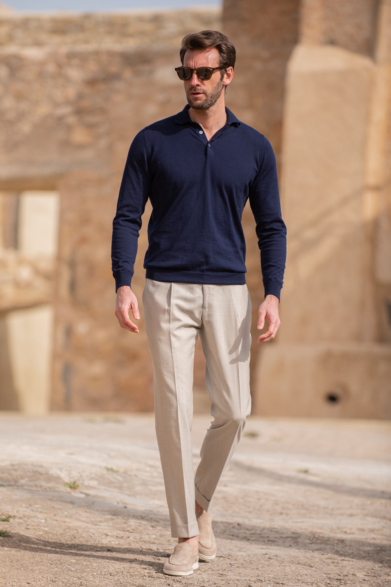 Men cotton trousers, stone trousers, stone italian cotton trousers, men stone cotton trousers, italian stone trousers, cognac stone trousers, pantaloni stone, pantaloni stone in cotone italiano, pantaloni uomo in cotone stone, pantaloni stone italiani, pantaloni moda italiani, pantaloni stone in cotone, pantalon en coton italien stone, pantalon en coton cognac pour homme, pantalon stone italien, pantalon de mode italien, pantalon en coton stone ,